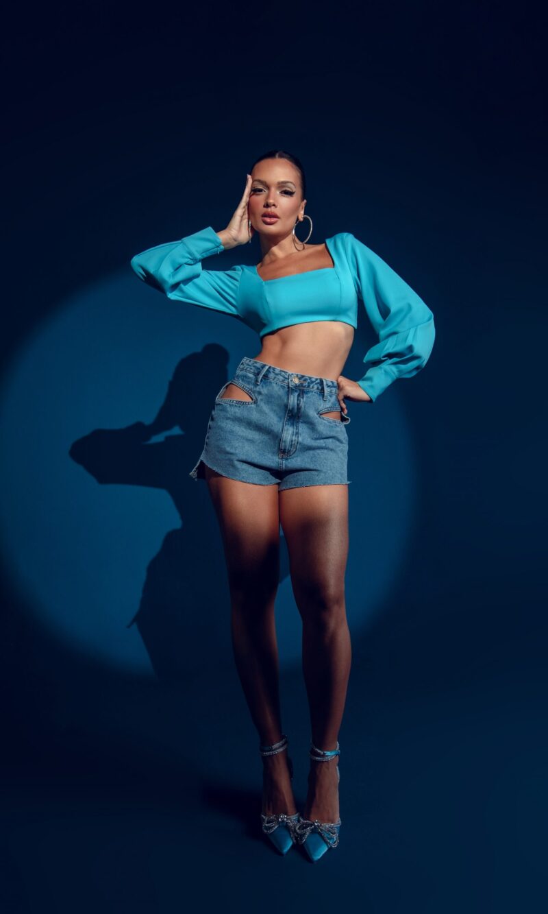 SHORT JEANS CUT-0632022